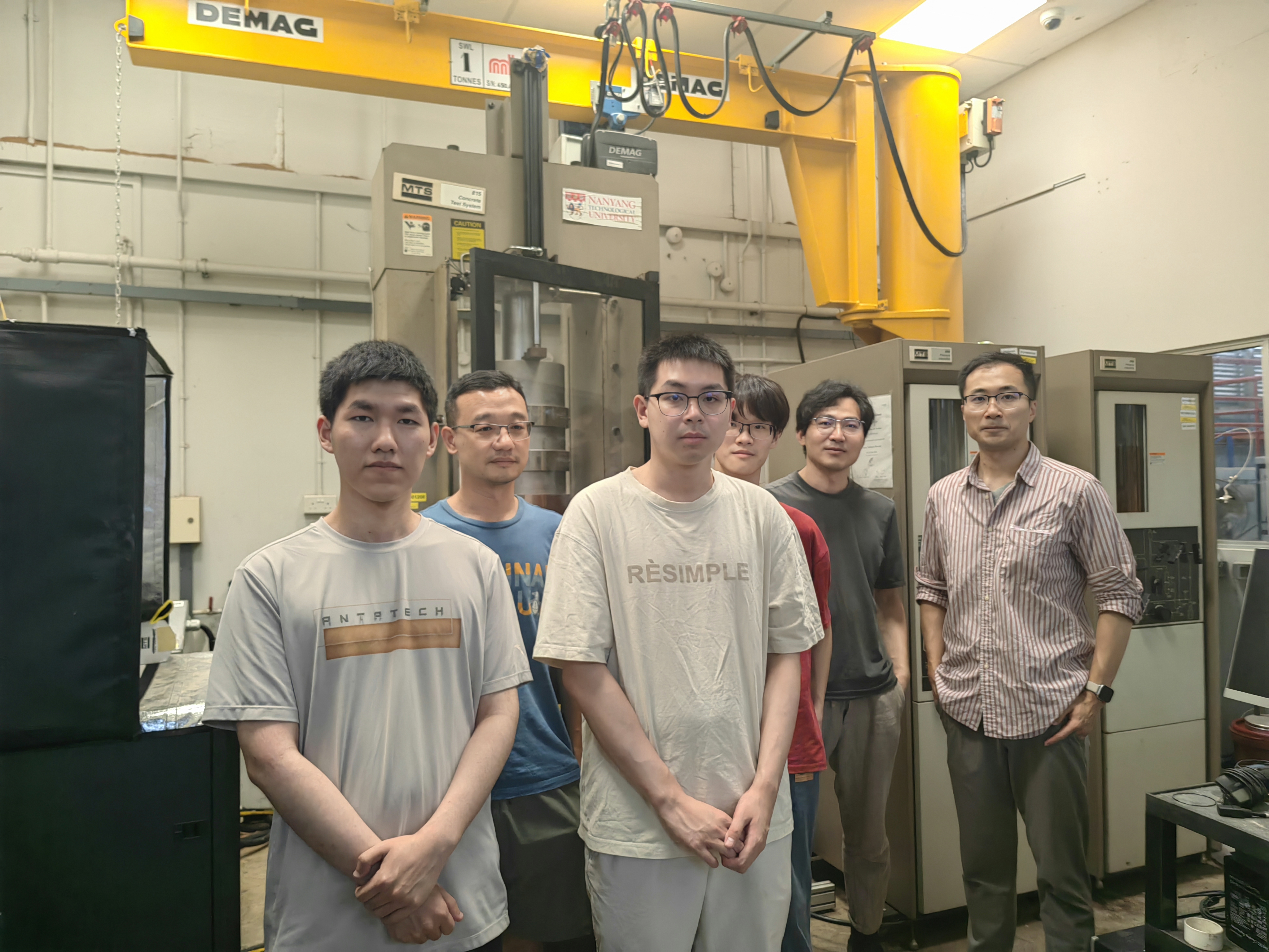 Research group visit to Nanyang Technological University